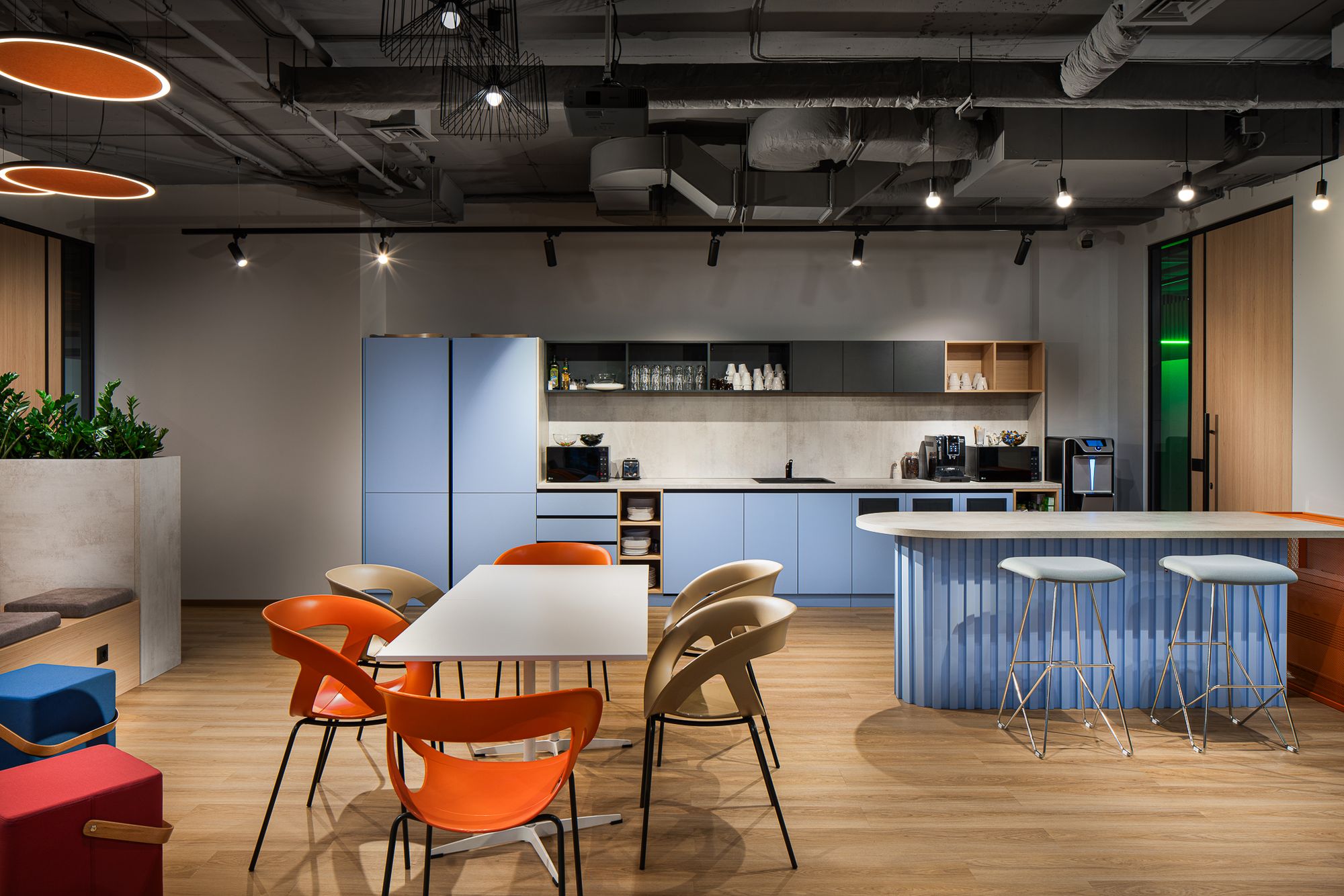 Imperial Brands Offices - Sofia | Office Snapshots - Imperial Offices Without Chemicals