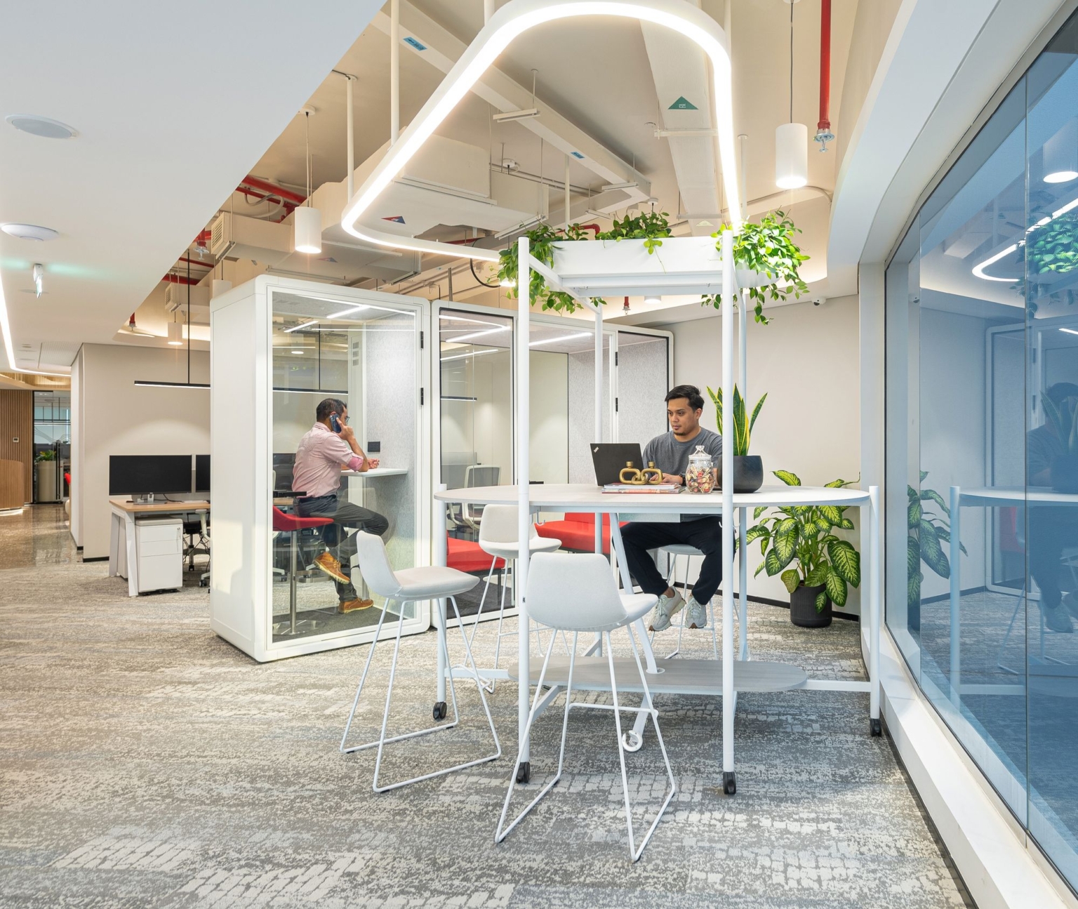 Design Infinity Offices - Dubai | Office Snapshots