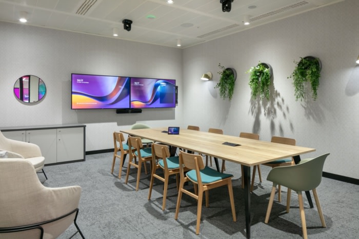 Direct Line Group Offices - London - 20