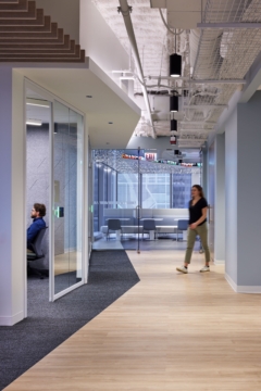 Sofas / Modular Lounge in National Futures Association (NFA) Offices - Chicago