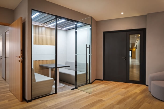 Lutron Offices - Dubai - 5
