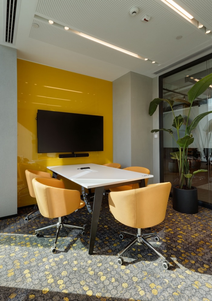 Mercedes-Benz Offices - Istanbul - 20
