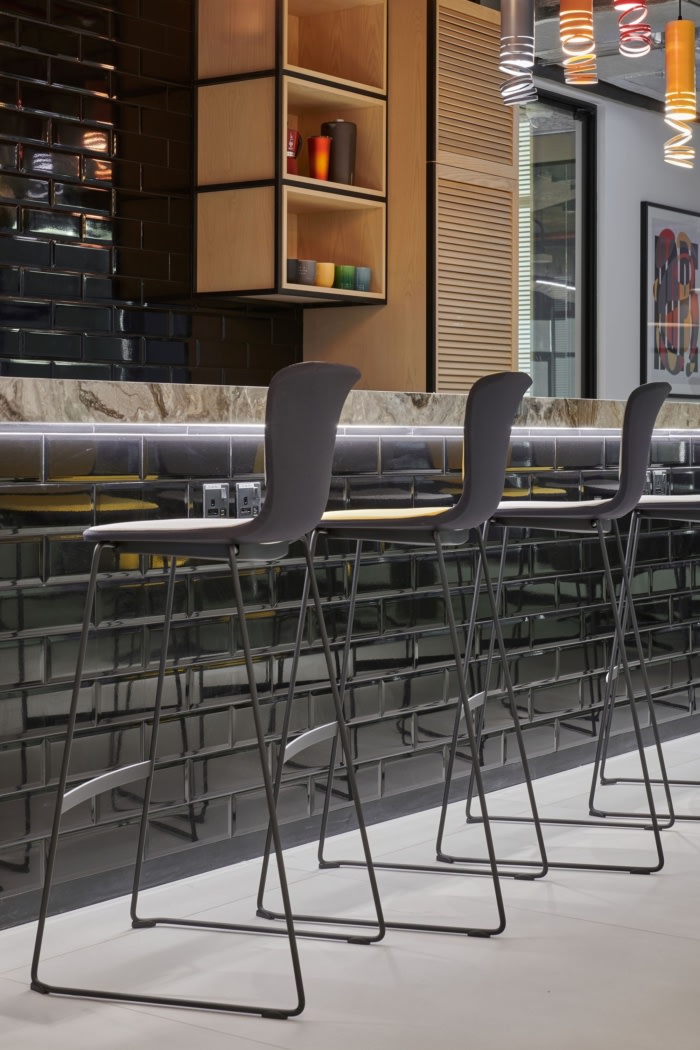 AWR Group Offices - Dubai - 10