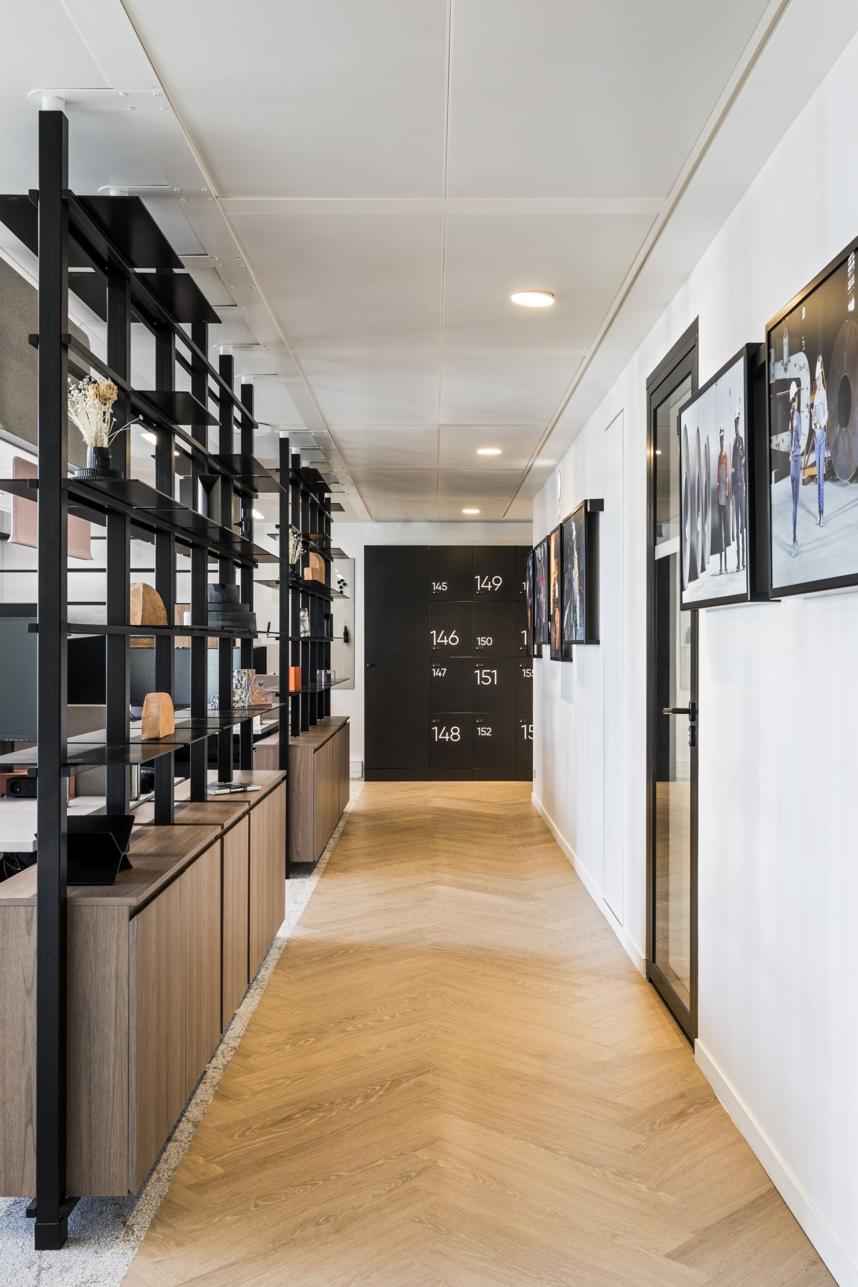 Confidential Client Offices - Paris | Office Snapshots