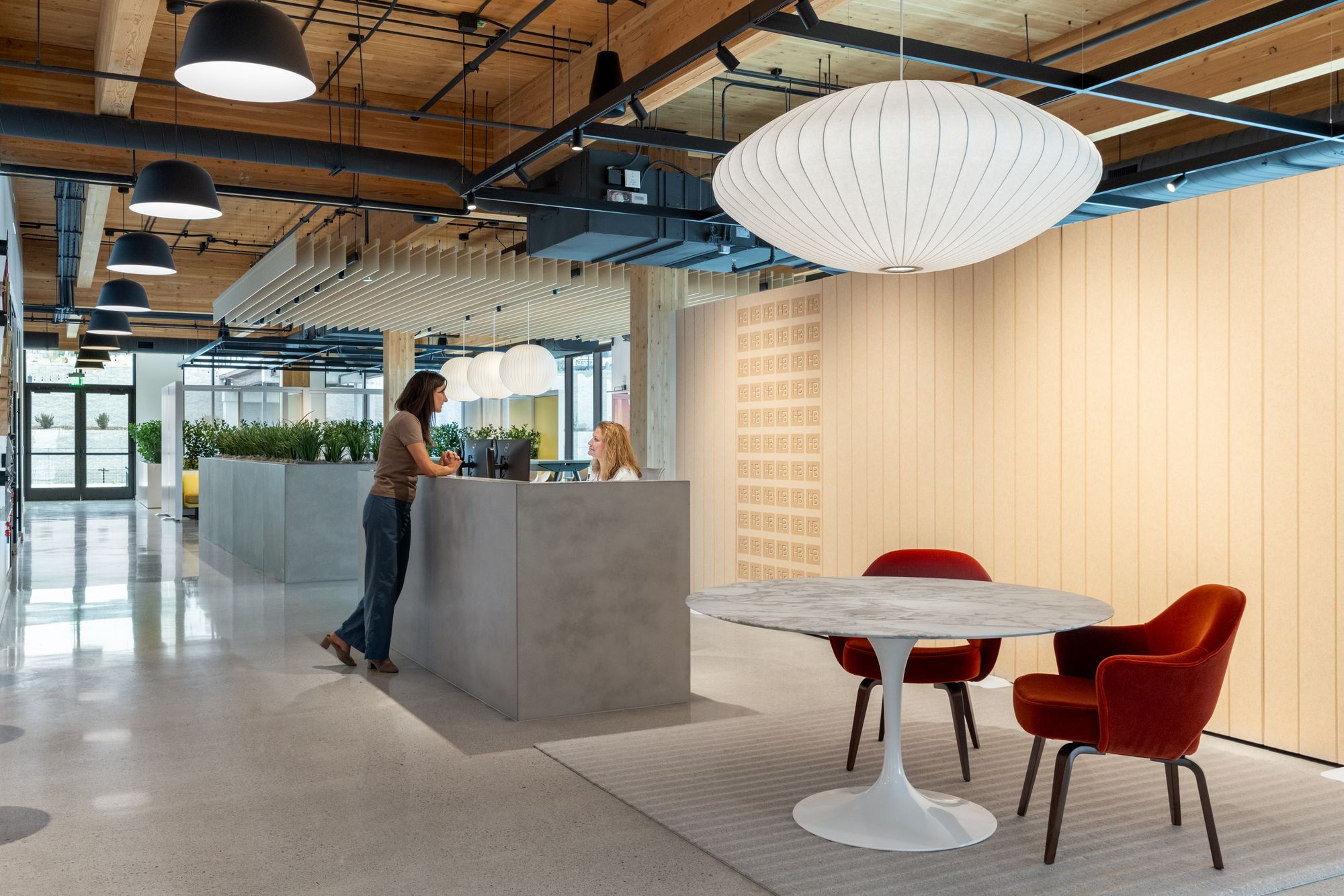 Salesroom  office
