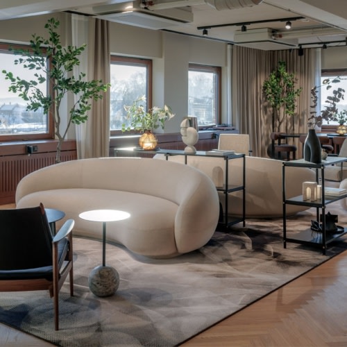 recent Knut Neerland office photography projects