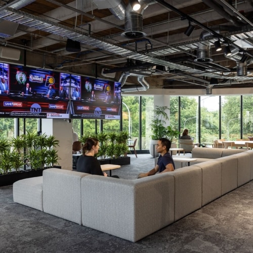 recent Les Mills International Offices – Auckland office design projects