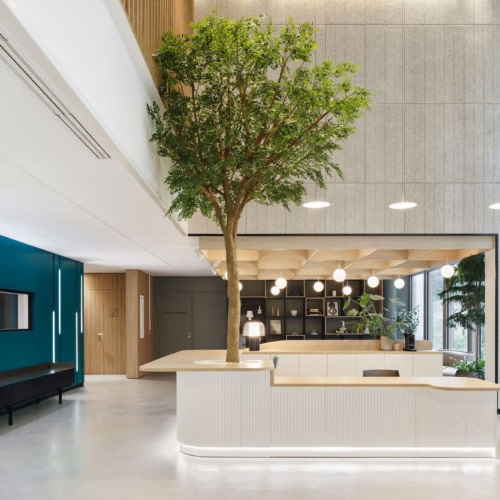 recent Confidential Global Energy Leader Offices – Paris office design projects