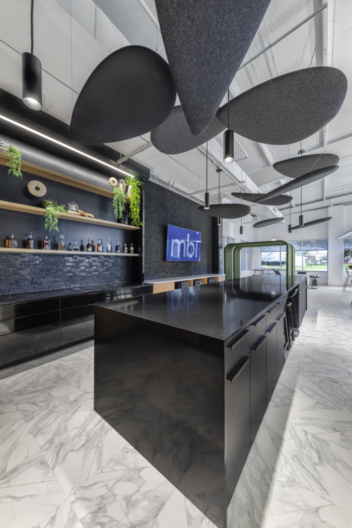 MBI (Modern Business Interiors) Showroom and Offices - St. Charles - 6