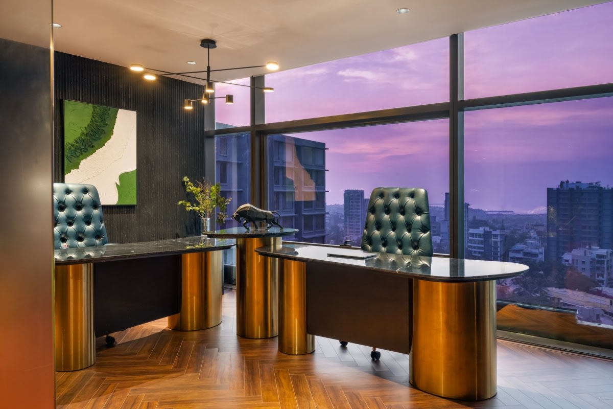 Scarlet office