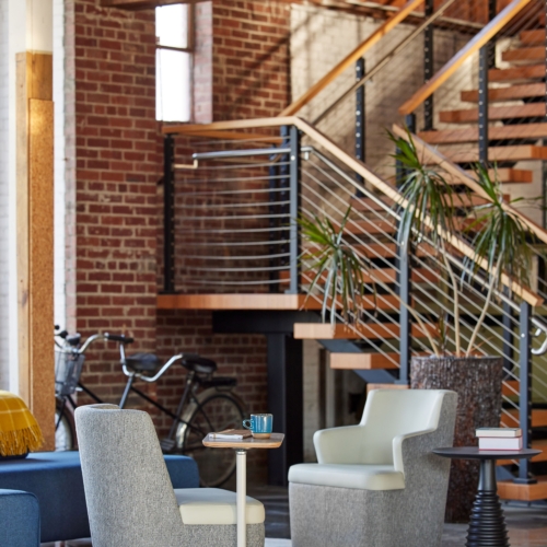 Nate & Natty Lounge - 0