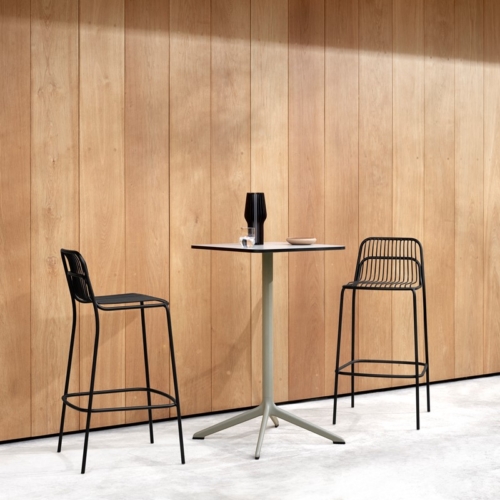 Axyl Tables Outdoor by Allermuir