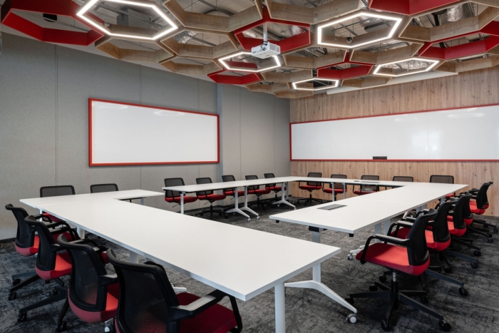 Confidential Logistics Company Offices - Warsaw - 13