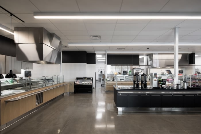 METRO Distribution Centre and Offices - Montreal - 6