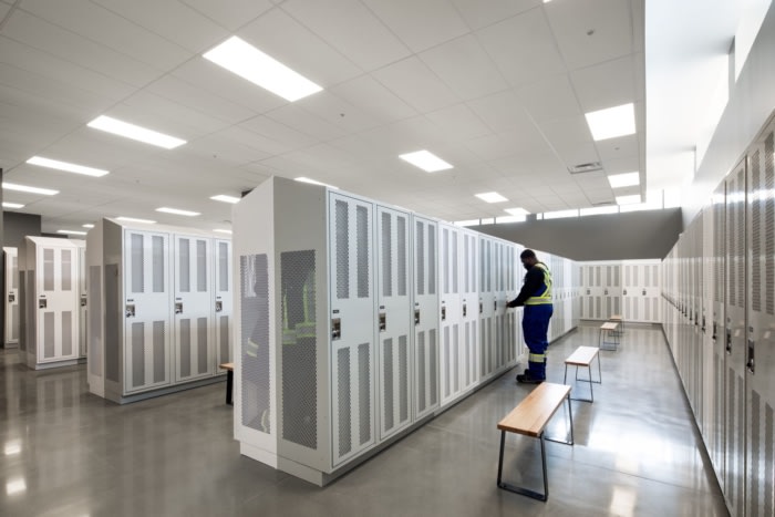METRO Distribution Centre and Offices - Montreal - 13
