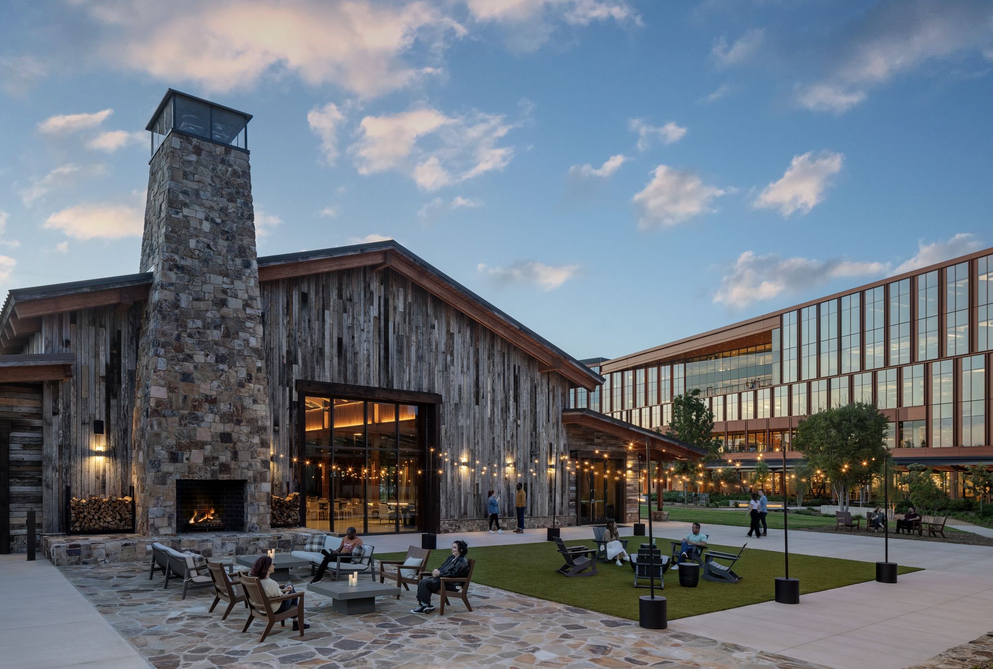 Bandwidth Global Headquarters - Raleigh | Office Snapshots