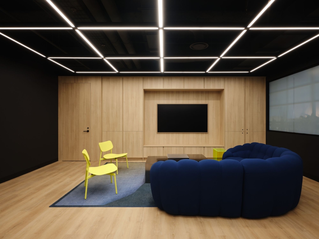 Invoke Offices - Montreal | Office Snapshots