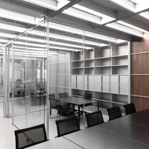 recent Caisse des Français de l’Étranger Offices – Paris office design projects