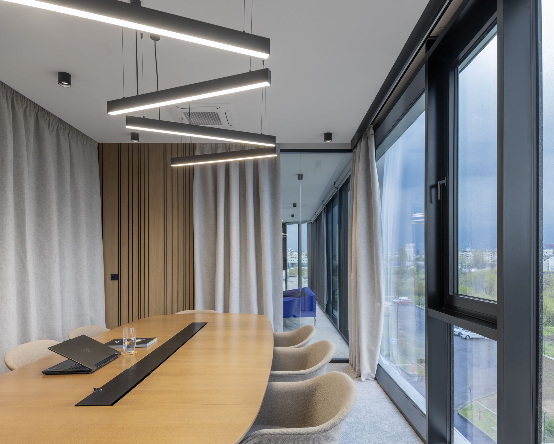 LDG Offices - Sofia | Office Snapshots