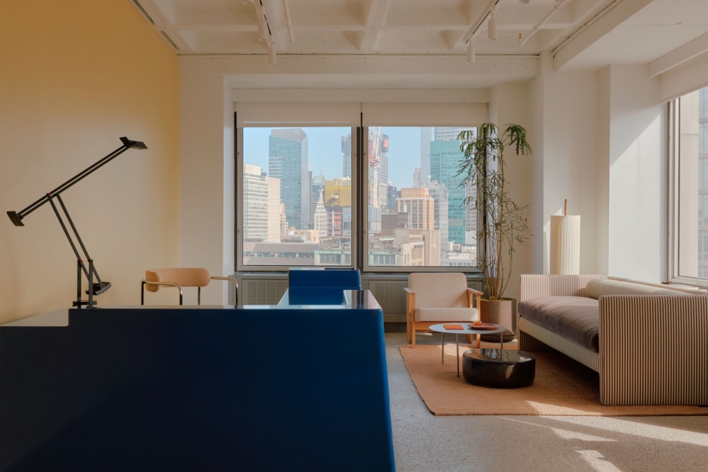 Confidential Financial Firm Offices - New York City | Office Snapshots