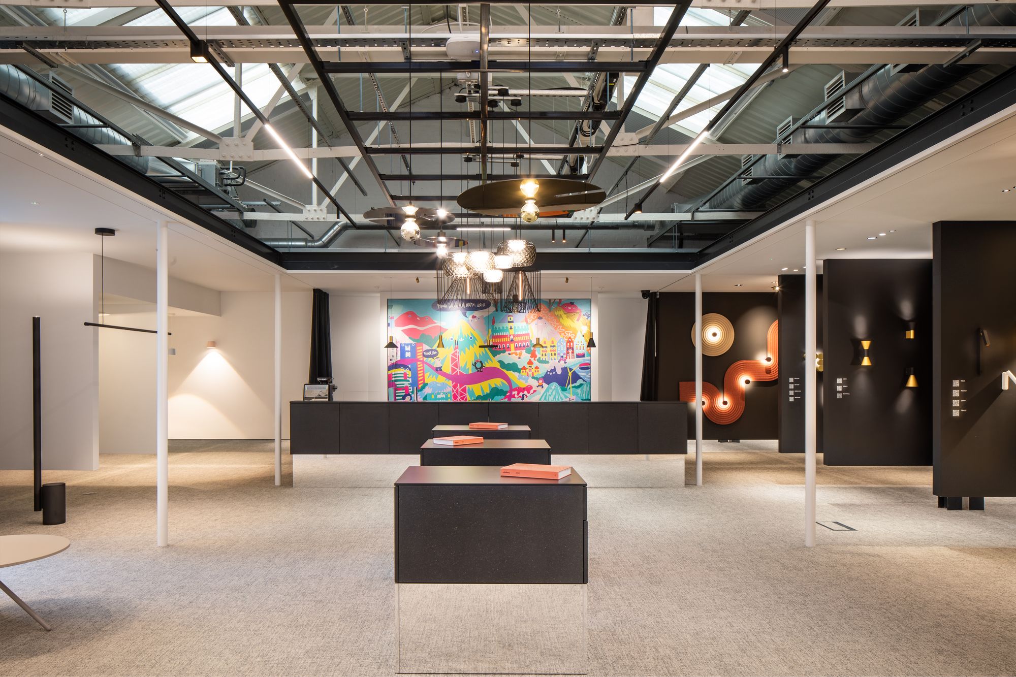 XAL Showroom and Offices - London | Office Snapshots