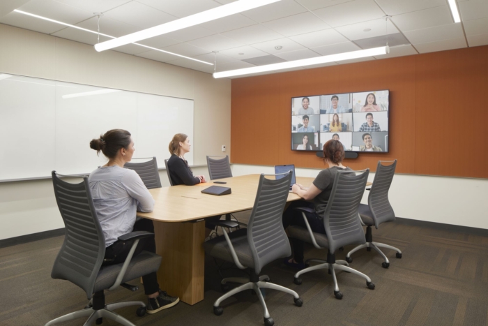 Bay Area Headquarters Authority (BAHA) Hybrid Office - San Francisco - 11