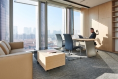 Private Office in China Merchants Securities' Office - Wuhan