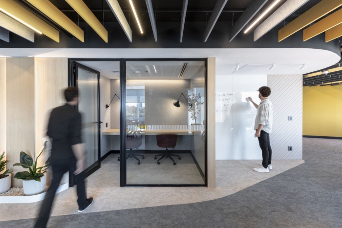 McDonald’s (Arcos Dorados) Offices – Montevideo
