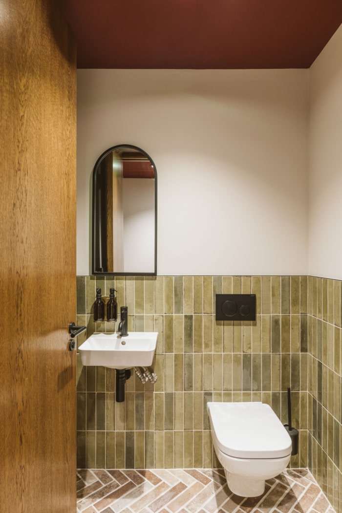 One Smart's Place Coworking Offices - London - 16