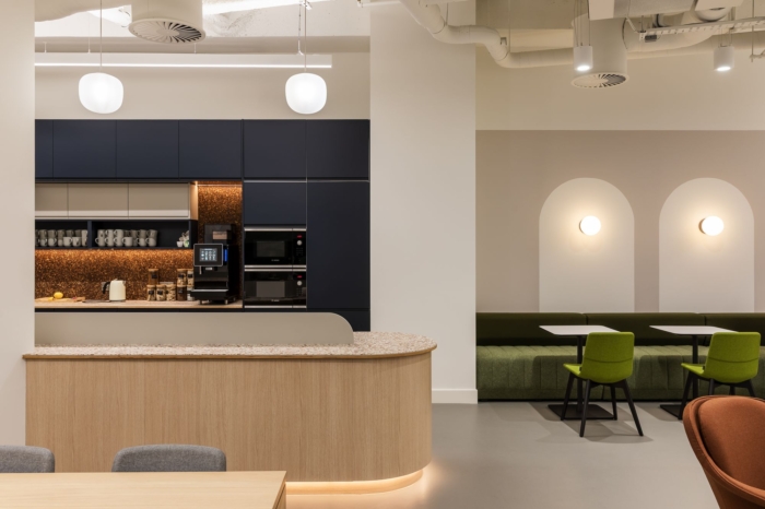 Principles for Responsible Investment (PRI) Offices - London - 9