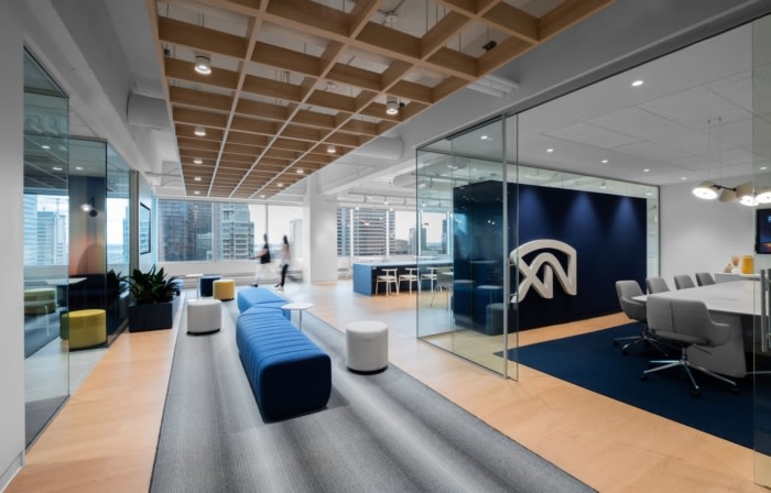 XN Worldwide Insurance Offices - Montreal - 1