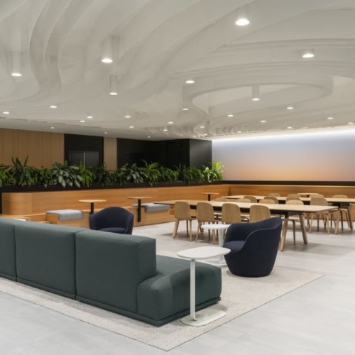 recent Olivier Blouin office photography projects