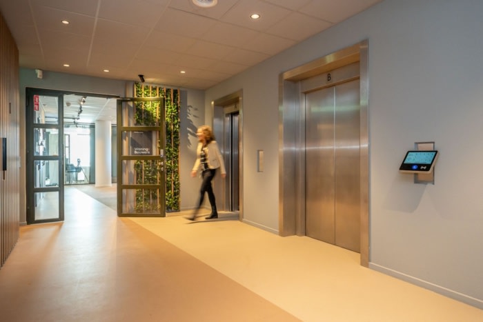 Neprom and WoningBouwersNL Offices - The Hague - 1
