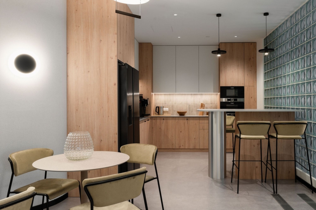 Rock Capital Offices - Warsaw | Office Snapshots