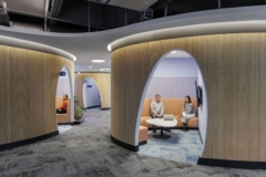 Small Open Meeting Space in Ualá Offices - Buenos Aires