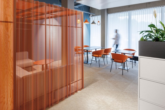 Zuger Kantonalbank Offices - Baar - 4