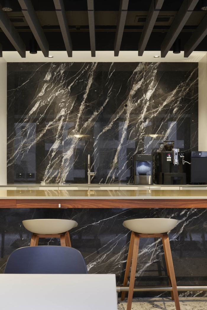 Cadillac Fairview Offices - Toronto - 8