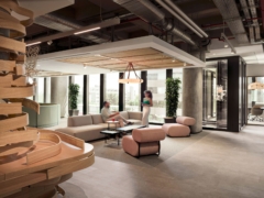 Nestle Orjin Plaza Offices - Istanbul Reception / Waiting Area in Nestle Orjin Plaza Offices - Istanbul