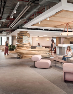 Nestle Orjin Plaza Offices - Istanbul Reception / Waiting Area in Nestle Orjin Plaza Offices - Istanbul