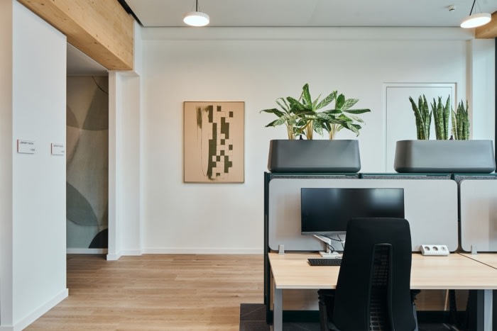 Confidential Technology Company Offices – Frankfurt