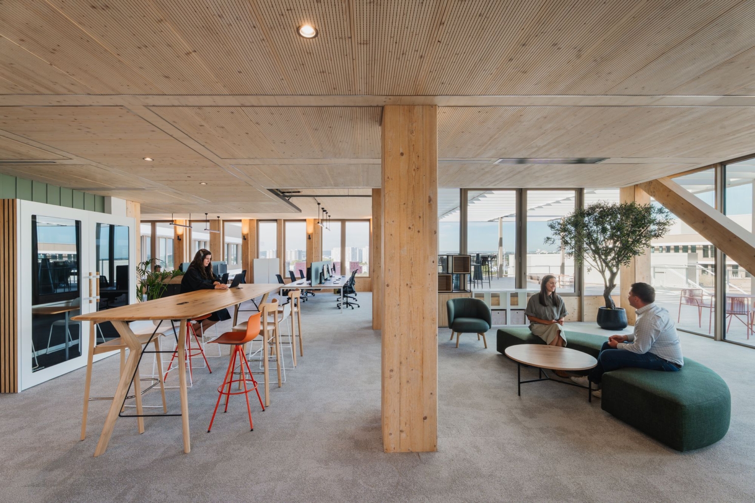 DKV FRANCE Offices - Paris | Office Snapshots
