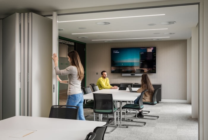 Macmillan Cancer Support Offices - London - 12