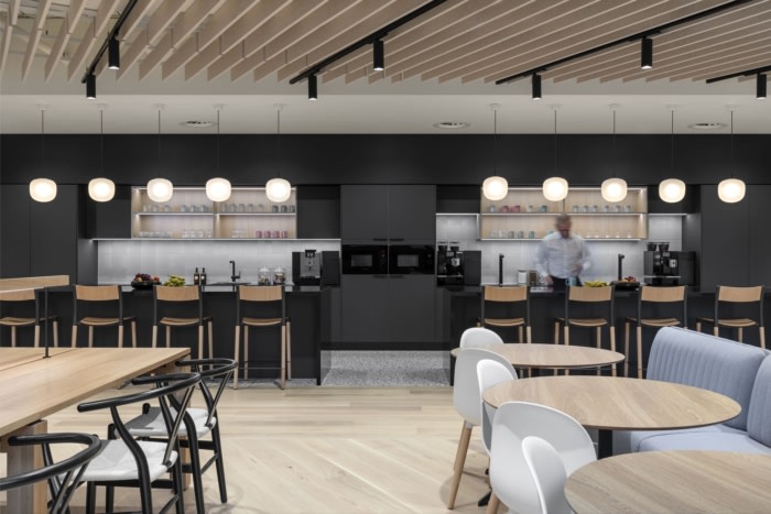 Acrisure Offices - London - 7