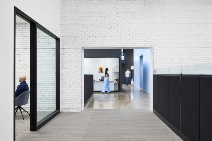 Front Row Sales and Marketing Offices - Edina - 9