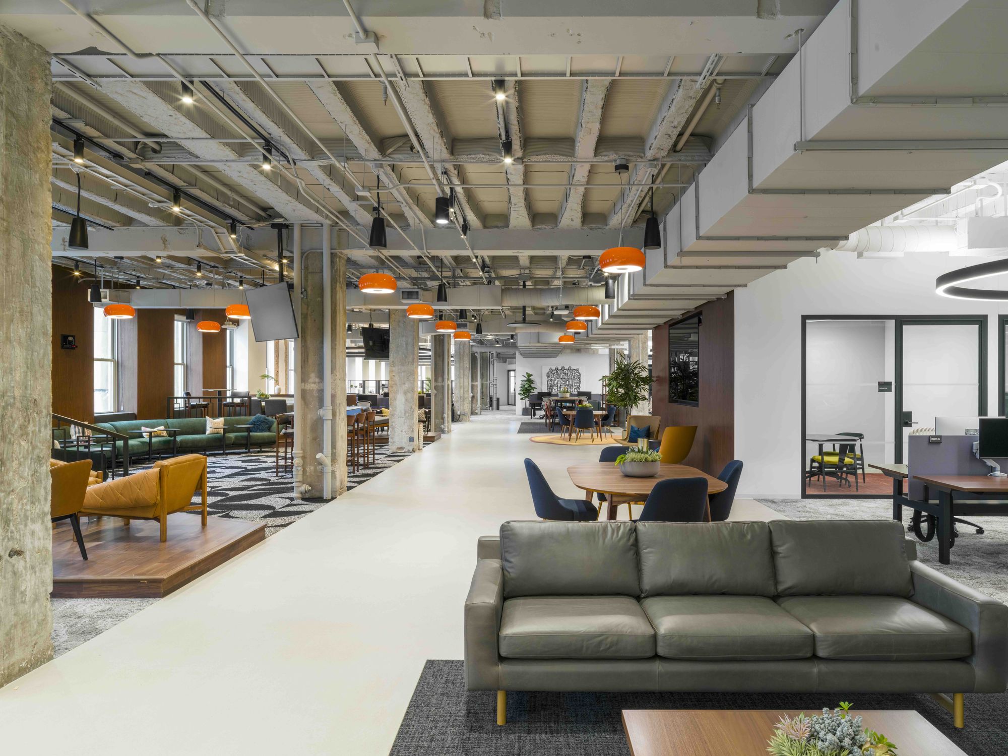 Navigating the Challenges: Cons of Ultrawide for Coffee Bar Content