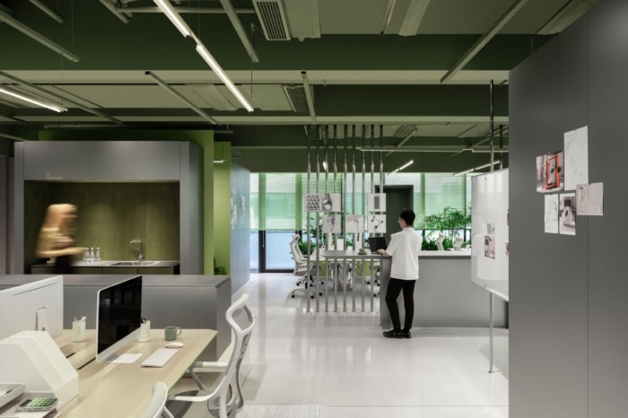 Max Show Office & Sales Center – Ningbo