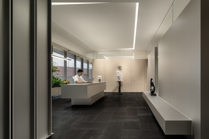 Max Show Office & Sales Center – Ningbo