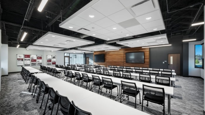 Bippus State Bank Offices- Huntington - 7