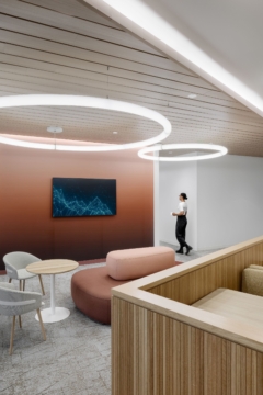 Sofas / Modular Lounge in Cadence Design Systems Offices - San Jose