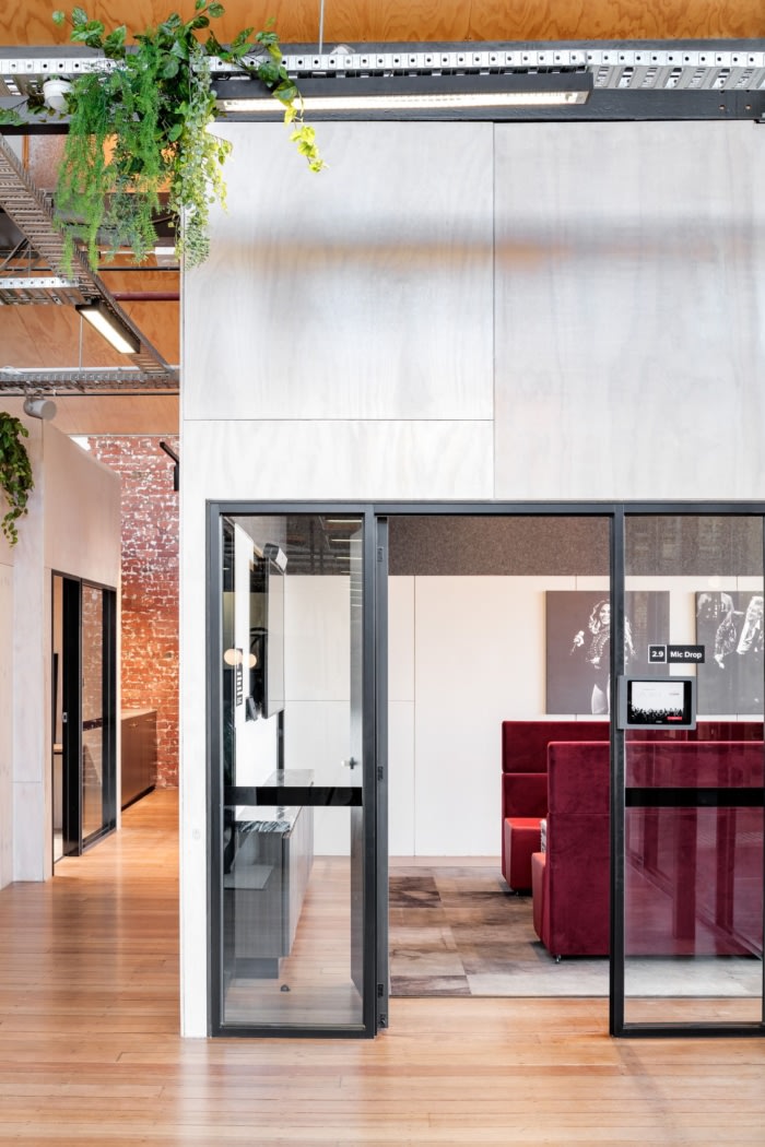 Global Entertainment Company Offices - Melbourne - 3